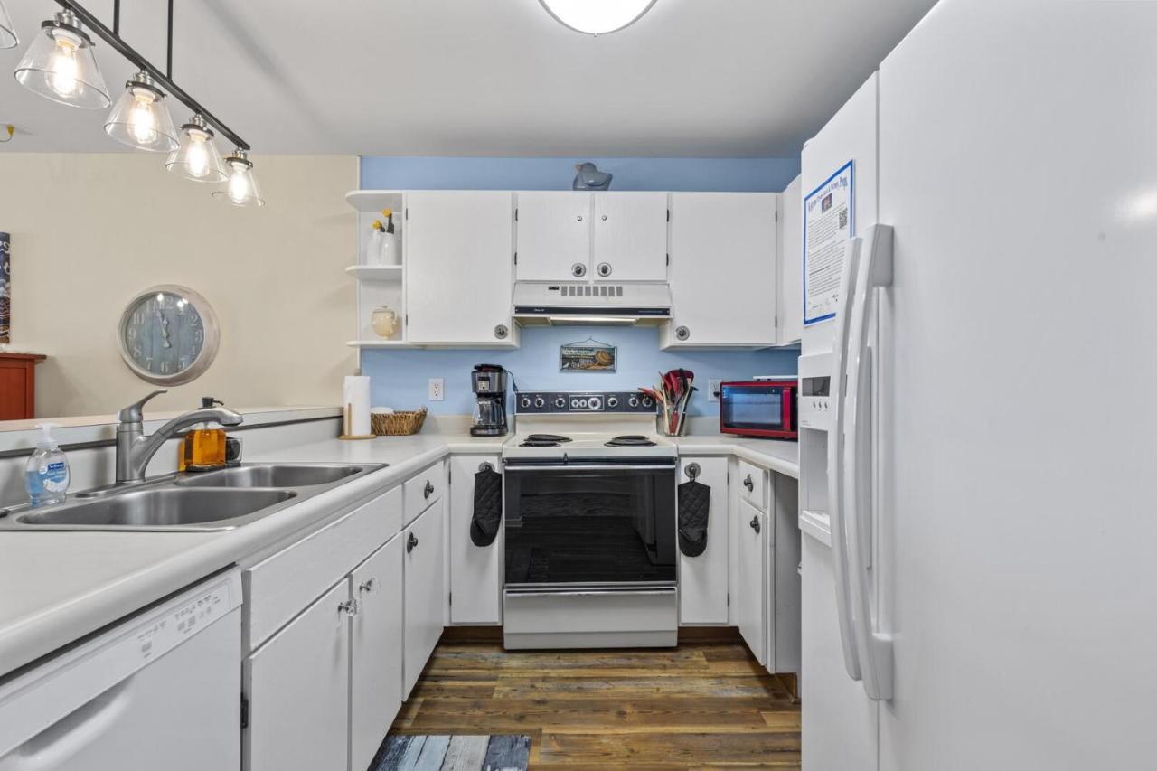 Point Prospect Shores Condo パイン・ノール・ショアーズ エクステリア 写真