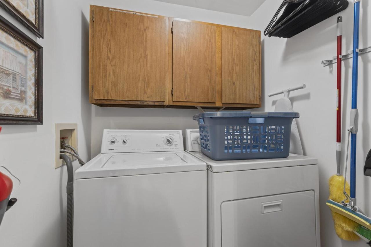 Point Prospect Shores Condo パイン・ノール・ショアーズ エクステリア 写真