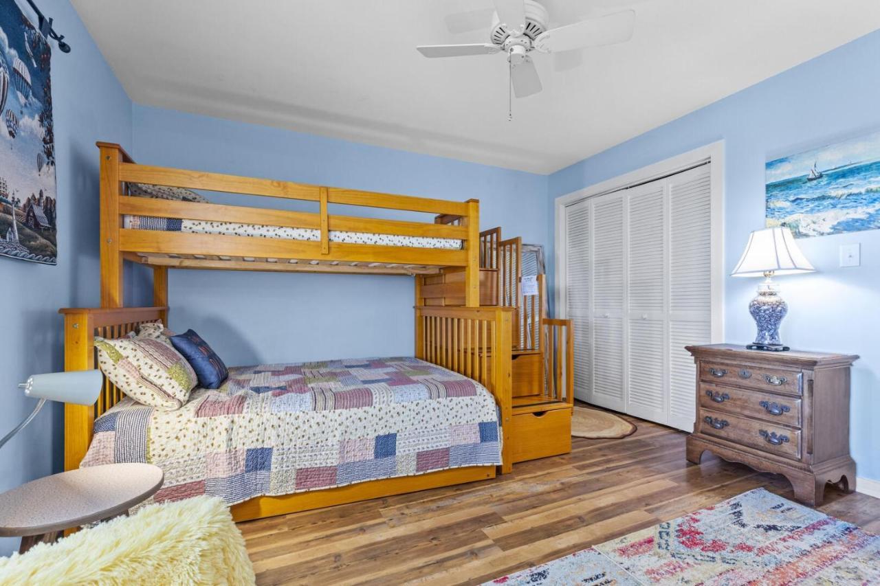 Point Prospect Shores Condo パイン・ノール・ショアーズ エクステリア 写真